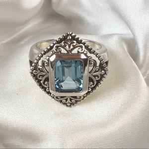 🦋Genuine Swiss Blue Topaz Ring🦋